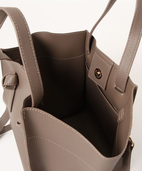 Bou Jeloud（ブージュルード）の「【WEB限定】キューブショルダーバッグ（ハンドバッグ・レディース・ブラック/モカ/A・-）」の13枚目の写真