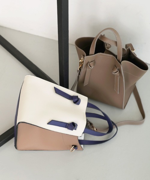 Bou Jeloud（ブージュルード）の「【WEB限定】キューブショルダーバッグ（ハンドバッグ・レディース・ブラック/モカ/A・-）」の16枚目の写真