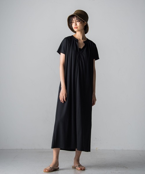 socolla(ソコラ)の「【socolla】フレンチスリーブカフタンワンピース(ワンピース・レディース・レッド/ブラウン/ブラック/グリーン・M)」の8枚目の写真