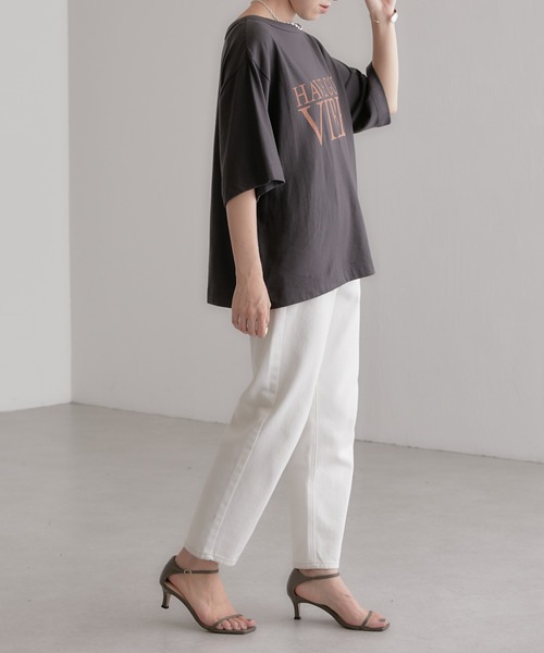 COLLAGE GALLARDAGALANTE（コラージュガリャルダガランテ）の「大人ロゴ/プリントTシャツ/手洗い可（Tシャツ/カットソー・レディース・チャコールグレー/アイボリー・FREE）」の8枚目の写真