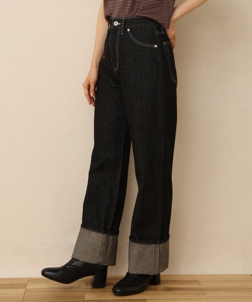 one after another NICE CLAUP(ワンアフターアナザーナイスクラップ)の「折り返しストレートデニムパンツ(デニムパンツ・レディース・ブラック/ブルー/ネイビー・SMALL/MEDIUM)」の16枚目の写真