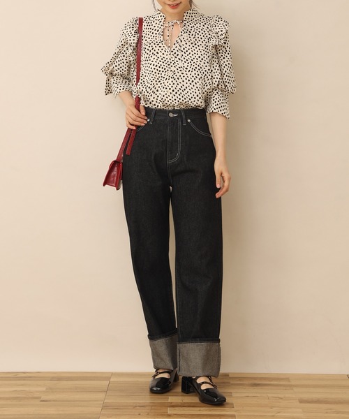 one after another NICE CLAUP(ワンアフターアナザーナイスクラップ)の「折り返しストレートデニムパンツ(デニムパンツ・レディース・ブラック/ブルー/ネイビー・SMALL/MEDIUM)」の13枚目の写真