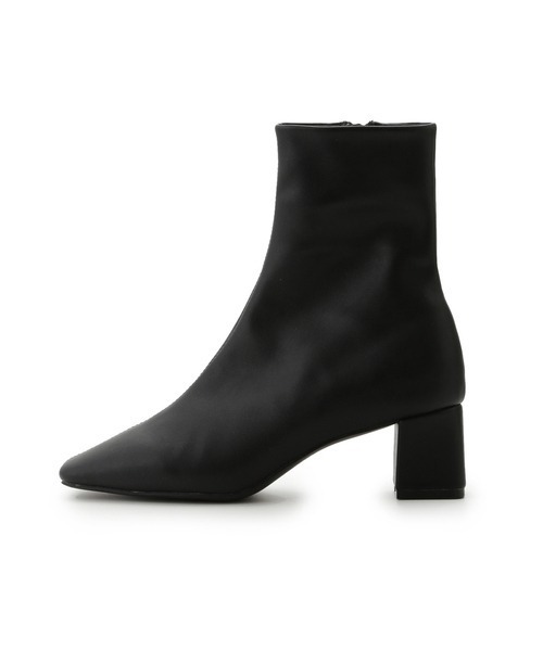 emmi（エミ）の「【emmi original】スクエアショートブーツ（ブーツ・レディース・ブラック・22.5cm/23.5cm/24.5cm）」の17枚目の写真