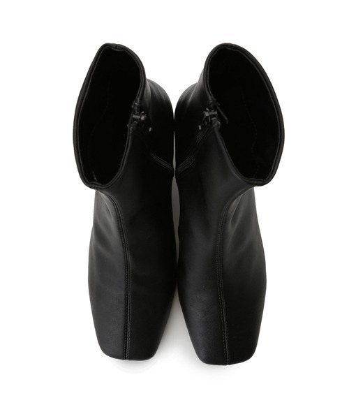 emmi（エミ）の「【emmi original】スクエアショートブーツ（ブーツ・レディース・ブラック・22.5cm/23.5cm/24.5cm）」の18枚目の写真