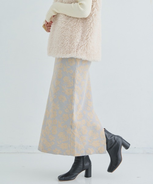 Shelly island（シェリーアイランド）の「【可愛くてストレスフリーな着心地】フラワージャガードニットスカート（スカート・レディース・ブラック/ライトブルー・M）」の13枚目の写真