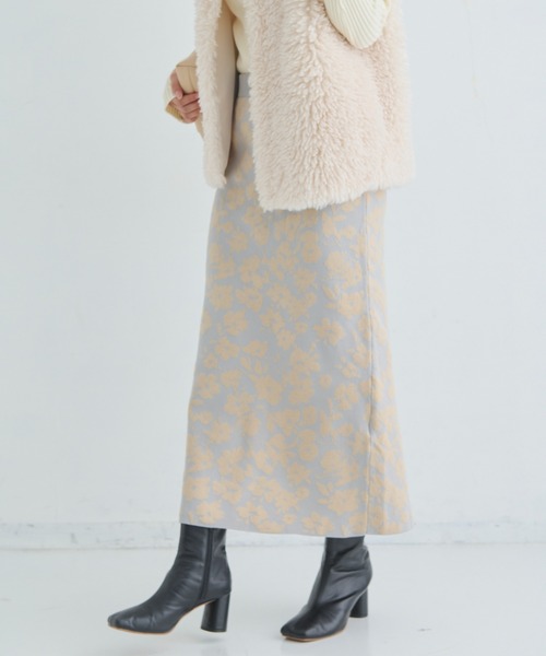 Shelly island（シェリーアイランド）の「【可愛くてストレスフリーな着心地】フラワージャガードニットスカート（スカート・レディース・ブラック/ライトブルー・M）」の17枚目の写真