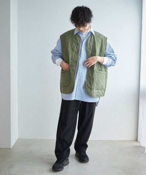 LOWRYS FARM（ローリーズファーム）の「キルティングＺＩＰベスト　343189（ダウンベスト・メンズ・ブラック/グリーン・MEDIUM/LARGE）」の6枚目の写真