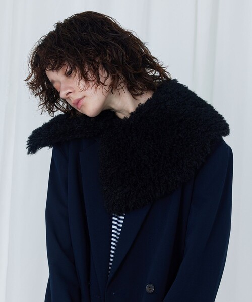 Firsthand（ファーストハンド）の「Firsthand/ファーストハンド Ecofur Collar Muffler / エコファーカラーマフラー / つけ襟（付け襟・レディース・ブラック/グレー/オフホワイト・ONE SIZE）」の14枚目の写真