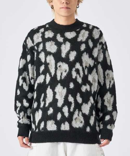 RE730（アールイーセブンサーティー）の「RE730 モヘアタッチクルーネックニット　ビッグシルエット（ニット/セーター・メンズ・グレー/ブルー/ピンク/ベージュ系その他/オレンジ/ベージュ/ブラック/グレー系その他2/グレー系その他3/グレー系その他4/グレー系その他5/ブラック系その他3/ブラック系その他5/ベージュ系その他2/ブラック系その他4/グレー系2/グレー系3/ブラック系2/ブラック系3/ブラック系5/ブラック系4/グレー系1/ベージュ系その他3/ベージュ系その他4/ブラック系1/ネイビー/ミント/ホワイト系1/ホワイト/グレー系5/グレー系4/ブラック系7/ブラック系6・MEDIUM/LARGE/X-LARGE）」の7枚目の写真