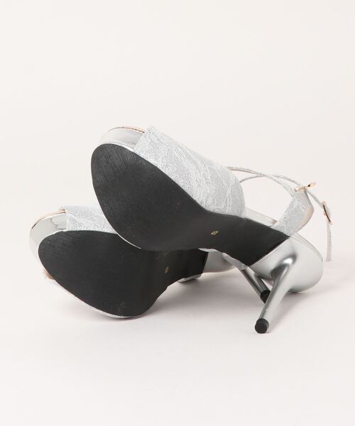 Mafmof（マフモフ）の「Mafmof(マフモフ)厚底ダブルベルトヒールサンダル（サンダル・レディース・ホワイト/ブラック/シルバー/ブラック系その他・LL/L/M/S）」の6枚目の写真