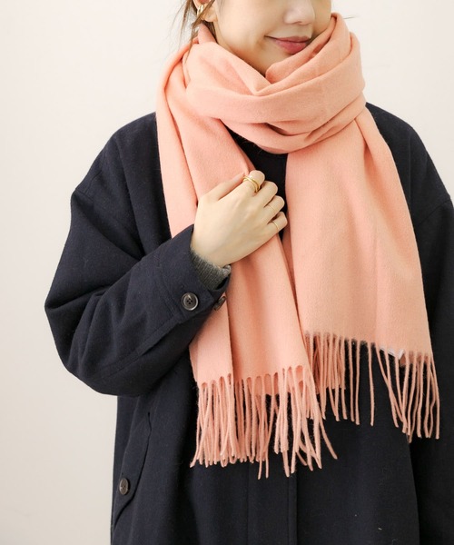 URBAN RESEARCH Sonny Label(アーバンリサーチサニーレーベル)の「大判ウールストール(マフラー・レディース・ブルー/グレー/ピンク/ブラック・ONE)」の5枚目の写真