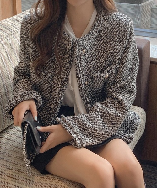 DAY CLOSET（デイ クローゼット）の「レディース レトロツイード風ノーカラーテーラードジャケット（テーラードジャケット・レディース・ホワイト/ブラック・ONE SIZE）」の3枚目の写真
