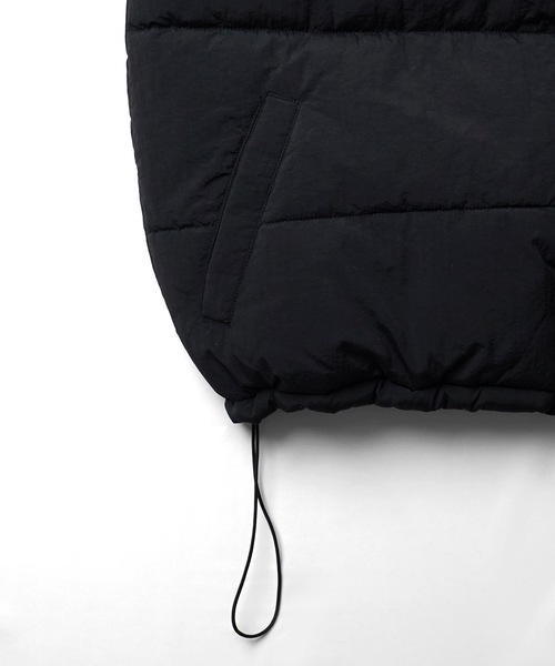ILL'S（イルズ）の「ビッグシルエット スタンドネック ドロスト エコダウン フルジップナイロンベスト【ILL’S】（ダウンベスト・メンズ・ブラック/グリーン/ネイビー/ブラウン/カーキ・L/M）」の7枚目の写真