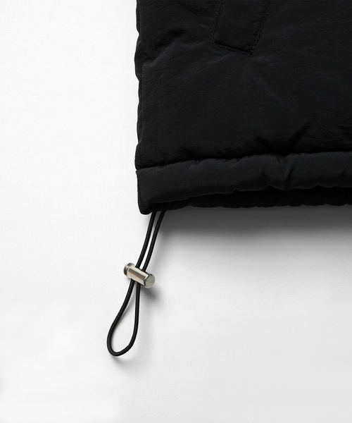 ILL'S（イルズ）の「ビッグシルエット スタンドネック ドロスト エコダウン フルジップナイロンベスト【ILL’S】（ダウンベスト・メンズ・ブラック/グリーン/ネイビー/ブラウン/カーキ・L/M）」の6枚目の写真