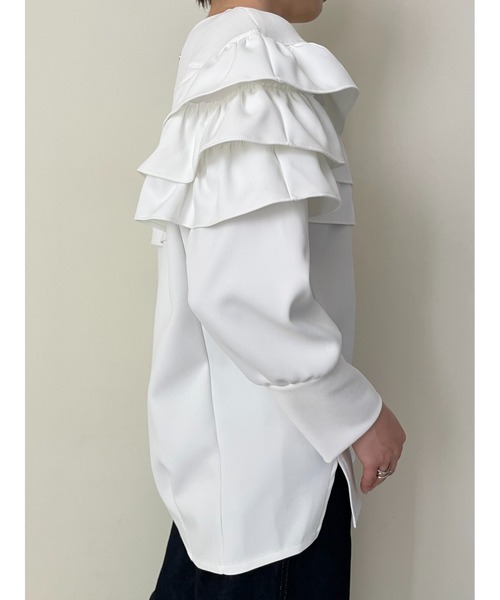 TEVALT(ヴァレット)の「フリルコクーンチュニック(その他トップス・レディース・オフホワイト/ブラック・38)」の8枚目の写真