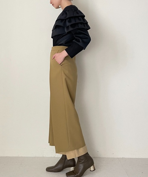 TEVALT(ヴァレット)の「フリルコクーンチュニック(その他トップス・レディース・オフホワイト/ブラック・38)」の11枚目の写真