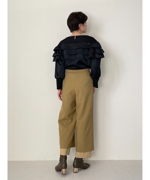 TEVALT(ヴァレット)の「フリルコクーンチュニック(その他トップス・レディース・オフホワイト/ブラック・38)」の12枚目の写真