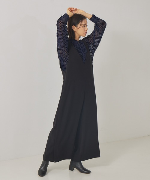 qualite(カリテ)の「Vネックストレートオールインワン(つなぎ/オールインワン・レディース・ブラック・34/38)」の6枚目の写真