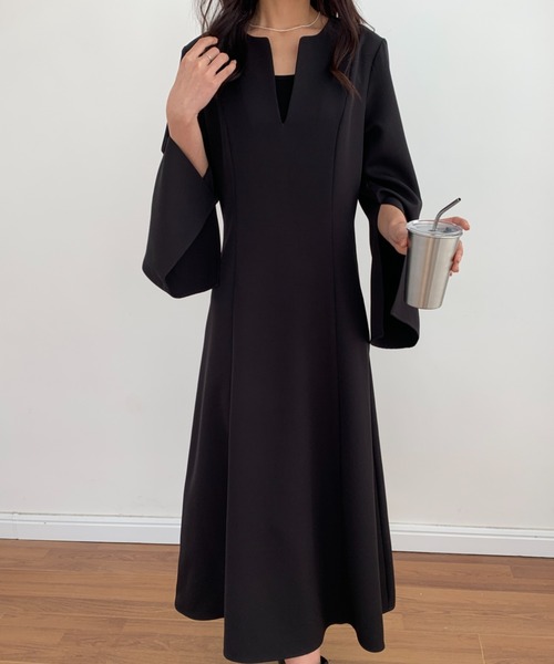 ECLIN（エクラン）の「袖スリットスキッパネックフレアワンピース（ワンピース・レディース・カーキ/ブラック/アイボリー/ベージュ/チャコールグレー/モカ・M/L）」の12枚目の写真