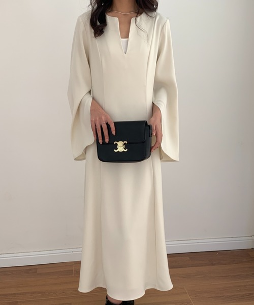 ECLIN（エクラン）の「袖スリットスキッパネックフレアワンピース（ワンピース・レディース・カーキ/ブラック/アイボリー/ベージュ/チャコールグレー/モカ・M/L）」の18枚目の写真