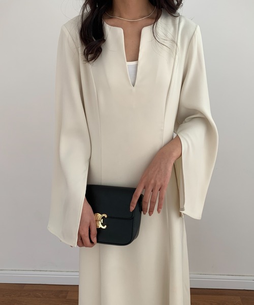 ECLIN（エクラン）の「袖スリットスキッパネックフレアワンピース（ワンピース・レディース・カーキ/ブラック/アイボリー/ベージュ/チャコールグレー/モカ・M/L）」の19枚目の写真