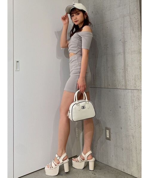 GYDA（ジェイダ）の「Symmetry GYDAパイピングキャップ（キャップ・レディース・オフホワイト/ブラック・FREE）」の7枚目の写真