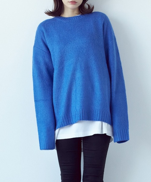 Bling Leads（ブリングリーズ）の「/Bling leads/クルーネックモヘアタッチオーバーサイズプルオーバー（ニット/セーター・レディース・チャコール/イエロー系/マスタード/ベージュ系/ブラック×ホワイト/グリーン系/グリーン/ライトグレー/グレー系/グリーン系1/ブラック×レッド/ブラック/ブルー・L/M）」の16枚目の写真