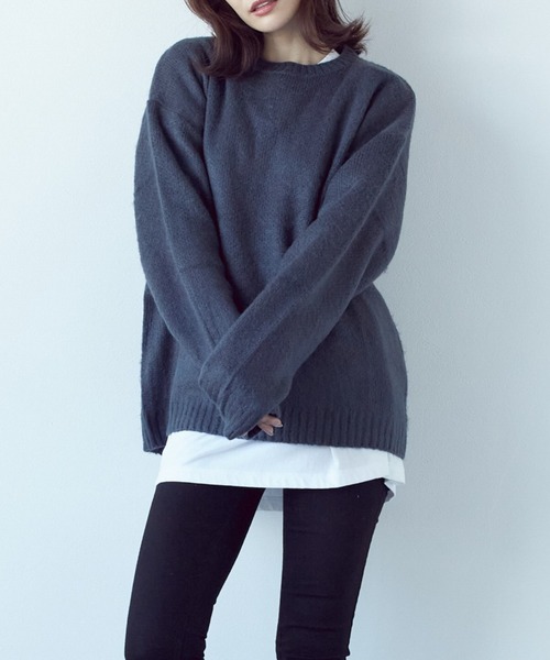 Bling Leads（ブリングリーズ）の「/Bling leads/クルーネックモヘアタッチオーバーサイズプルオーバー（ニット/セーター・レディース・チャコール/イエロー系/マスタード/ベージュ系/ブラック×ホワイト/グリーン系/グリーン/ライトグレー/グレー系/グリーン系1/ブラック×レッド/ブラック/ブルー・L/M）」の19枚目の写真