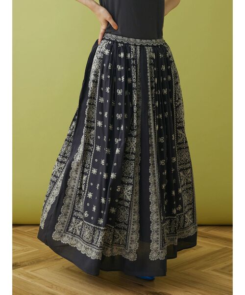 CRAFT STANDARD BOUTIQUE（クラフトスタンダードブティック）の「★パネル柄マキシギャザースカート（スカート・レディース・ブルー/ダークグレー/ライトベージュ/チャコールグレー・M/L）」の16枚目の写真