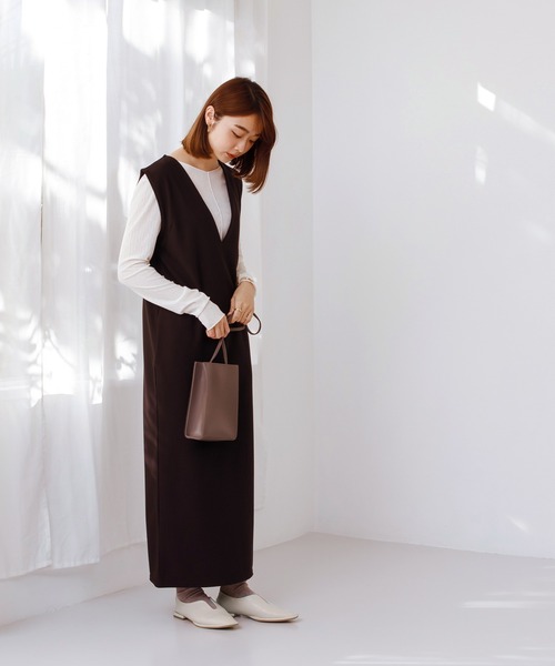 menue（メヌエ）の「スリットデザイン 2way パンプス（パンプス・レディース・グレイッシュベージュ/アイボリー/カーキ/ブラック・34/35/36/37/38/39/40/41）」の13枚目の写真