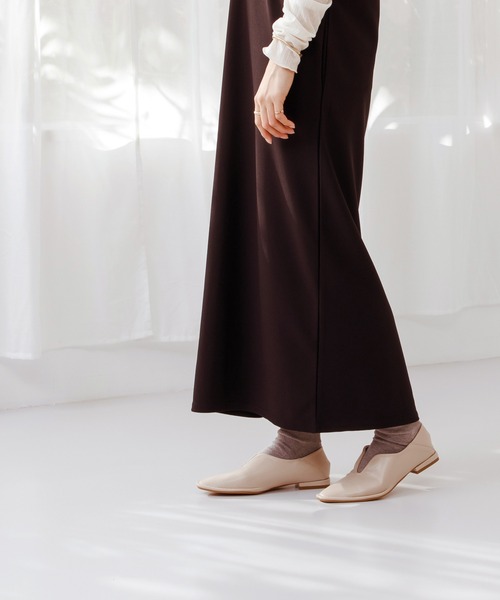 menue（メヌエ）の「スリットデザイン 2way パンプス（パンプス・レディース・グレイッシュベージュ/アイボリー/カーキ/ブラック・34/35/36/37/38/39/40/41）」の10枚目の写真