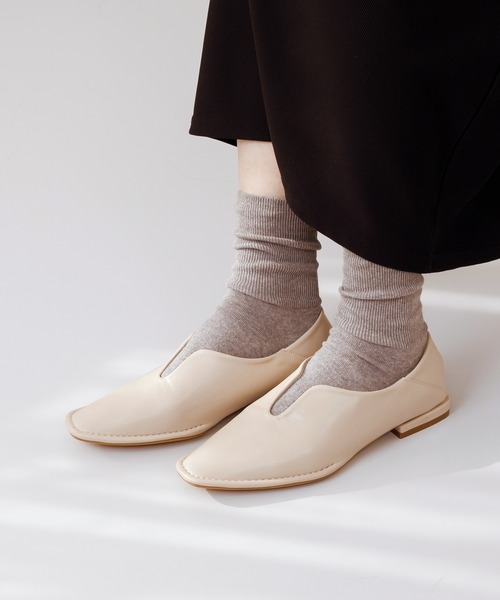 menue（メヌエ）の「スリットデザイン 2way パンプス（パンプス・レディース・グレイッシュベージュ/アイボリー/カーキ/ブラック・34/35/36/37/38/39/40/41）」の11枚目の写真