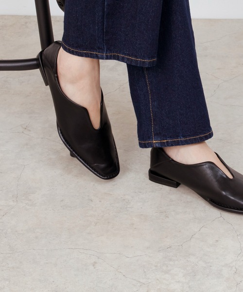 menue（メヌエ）の「スリットデザイン 2way パンプス（パンプス・レディース・グレイッシュベージュ/アイボリー/カーキ/ブラック・34/35/36/37/38/39/40/41）」の15枚目の写真