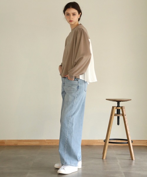aity（アイティ）の「ポンチバックプリーツプルオーバー（Tシャツ/カットソー・レディース・グレイッシュベージュ/ブラック/ブルー・M）」の6枚目の写真