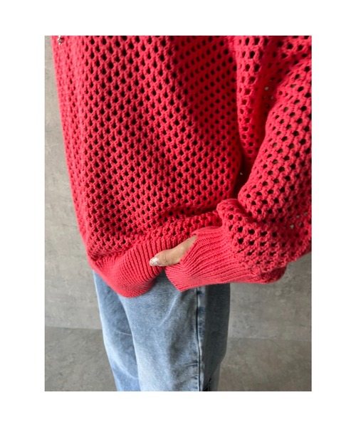 owndaily(オンデイリー)の「オーバーサイズメッシュニットプルオーバー(Tシャツ/カットソー・レディース・ブラック/ピンク/イエロー/ライトベージュ/グレイッシュベージュ・FREE)」の17枚目の写真