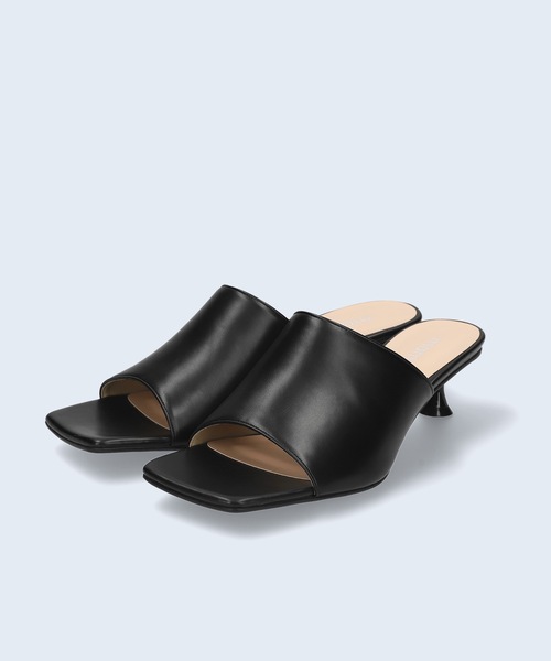 MAMIAN(マミアン)の「ワイドスクエアトゥ シンプル ミュールサンダル (4.0cmヒール)(サンダル・レディース・ミント/ホワイト/ブラック・M/L/S/LL)」の11枚目の写真
