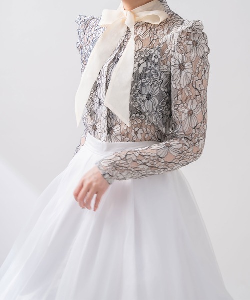 qumerry.(キュメリ)の「レースボリュームブラウス(シャツ/ブラウス・レディース・オフホワイト/サックスブルー/ライトイエロー・MEDIUM/SMALL)」の8枚目の写真
