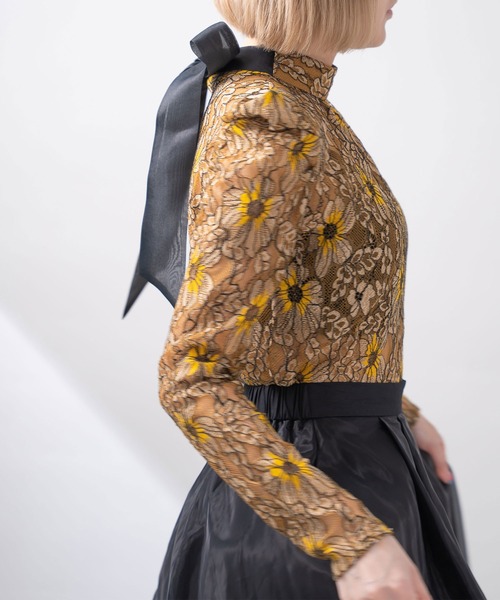 qumerry.(キュメリ)の「レースボリュームブラウス(シャツ/ブラウス・レディース・オフホワイト/サックスブルー/ライトイエロー・MEDIUM/SMALL)」の19枚目の写真