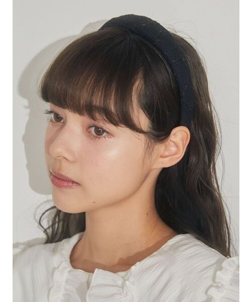 merry jenny（メリージェニー）の「flowerチュールカチューシャ（カチューシャ・レディース・オフホワイト/ブラック・FREE）」の7枚目の写真