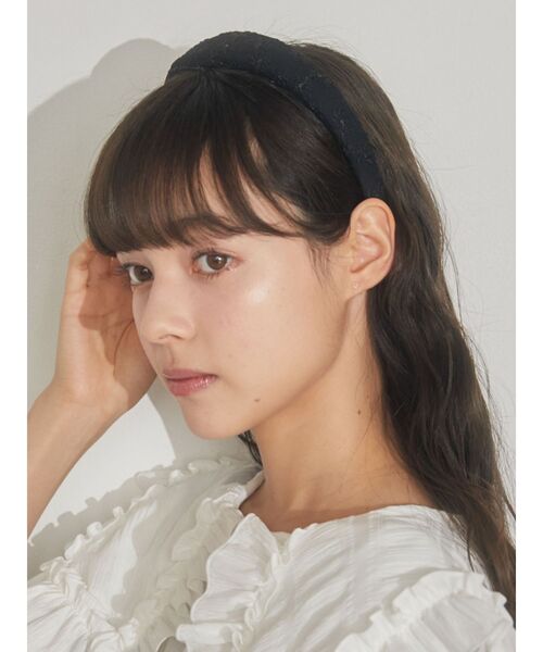 merry jenny（メリージェニー）の「flowerチュールカチューシャ（カチューシャ・レディース・オフホワイト/ブラック・FREE）」の8枚目の写真
