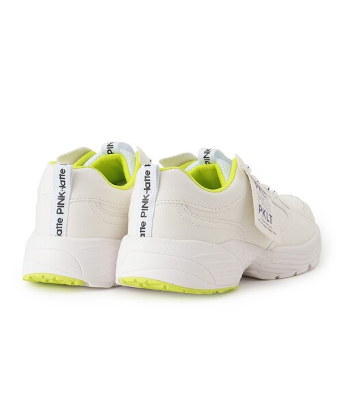 PINK-latte（ピンクラテ）の「ロゴテープスニーカー（スニーカー・キッズ・オフホワイト/ブラック・01/02/03）」の5枚目の写真