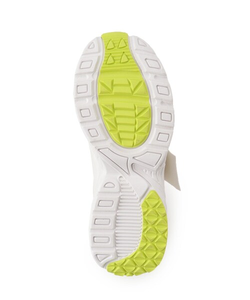 PINK-latte（ピンクラテ）の「ロゴテープスニーカー（スニーカー・キッズ・オフホワイト/ブラック・01/02/03）」の7枚目の写真