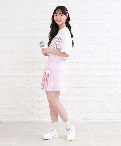 PINK-latte（ピンクラテ）の「ロゴテープスニーカー（スニーカー・キッズ・オフホワイト/ブラック・01/02/03）」の15枚目の写真