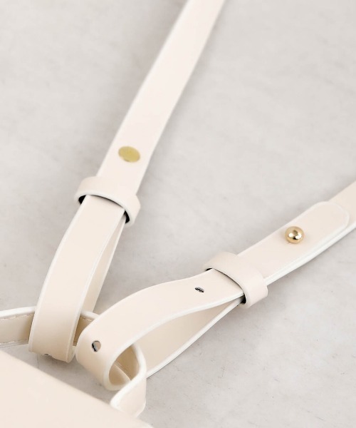 Bab（バブ）の「マイクロショルダーバッグ（ショルダーバッグ・レディース・アイボリー/ブラック/ブラウン・ONESIZE）」の11枚目の写真