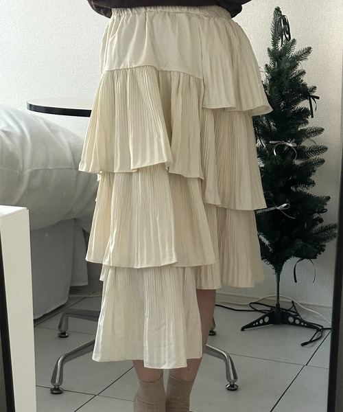 Chick（チック）の「▲Long tiered skirt / ロングティアードスカート（スカート・レディース・ブラック/ベージュ・FREE）」の2枚目の写真
