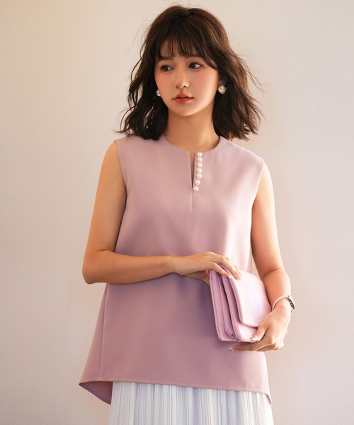 SAISON DE PAPILLON（セゾンドパピヨン）の「パールキーネックノースリーブブラウス（シャツ/ブラウス・レディース・イエロー/ピンク/ブラック/ベージュ・L/M/S）」の10枚目の写真