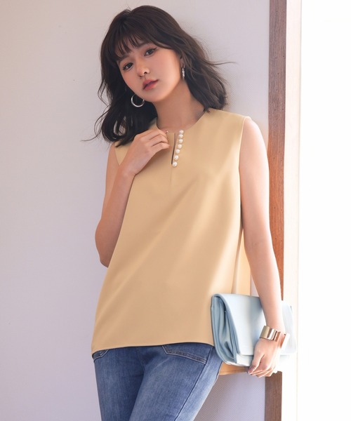 SAISON DE PAPILLON（セゾンドパピヨン）の「パールキーネックノースリーブブラウス（シャツ/ブラウス・レディース・イエロー/ピンク/ブラック/ベージュ・L/M/S）」の19枚目の写真