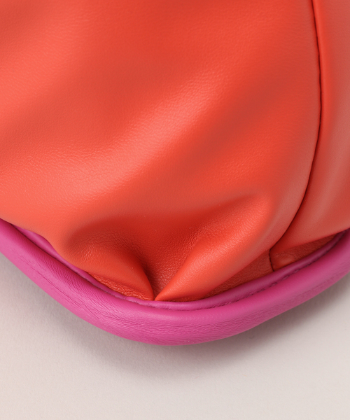 Casselini（キャセリーニ）の「【Casselini/キャセリーニ】プランプドロストバッグ（ショルダーバッグ・レディース・ブルー/ブラック/アイボリー/オレンジ・FREE）」の21枚目の写真