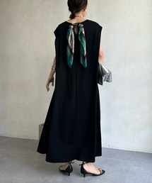 【WEB限定】スカーフデザインカットワンピース