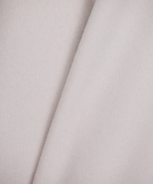 INED（イネド）の「圧縮スムースVネックベスト【セットアップ対応】（ベスト・レディース・ネイビー/オフホワイト・9号）」の16枚目の写真